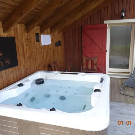 Alpstuga Le Au Vieux Vignoble Avec Espace Sauna Et Jacuzzi
